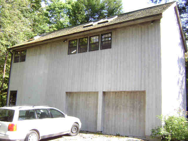 Building photograph for 19 OLD MILL RD